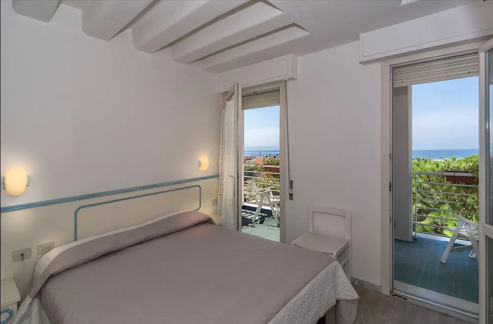 Hotel Il Caravaggio Marina di Pietrasanta 3*,