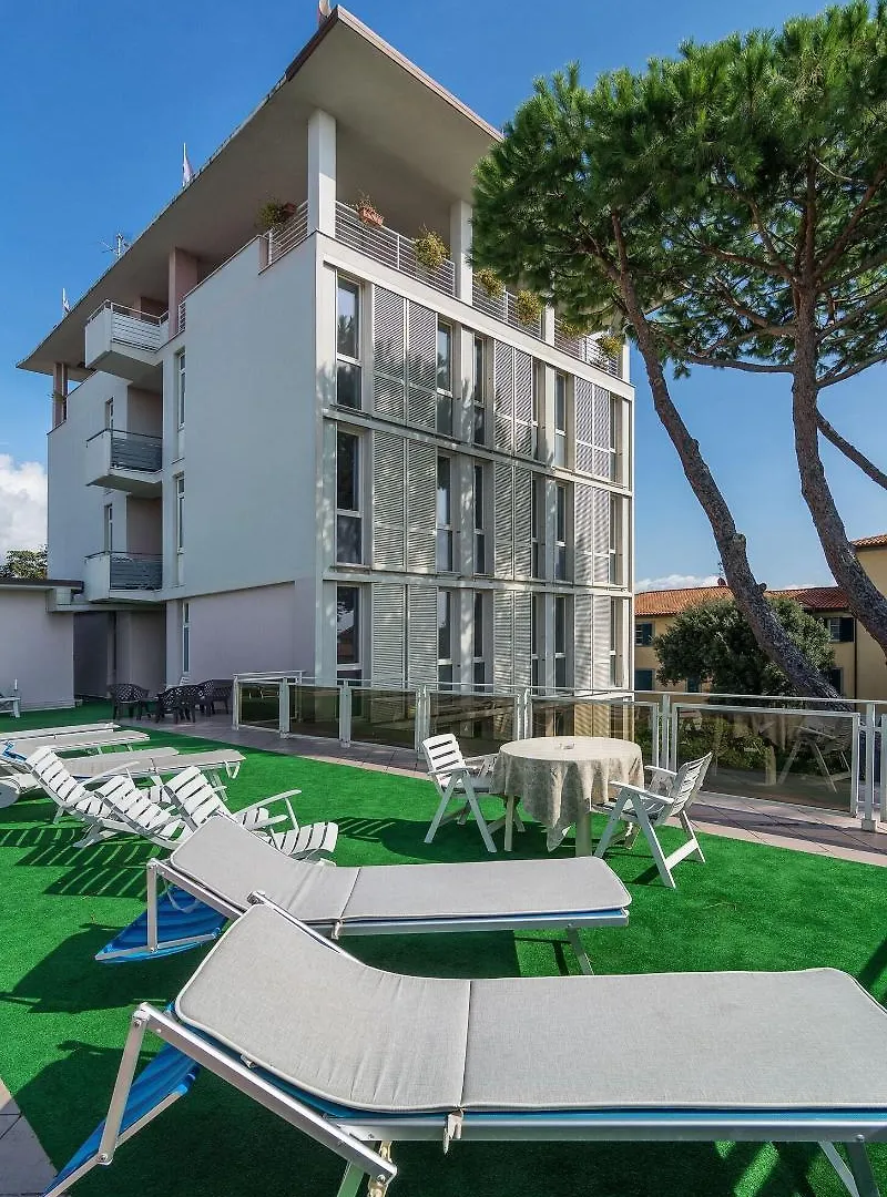 Hotel Il Caravaggio Marina di Pietrasanta 3*,  Italia